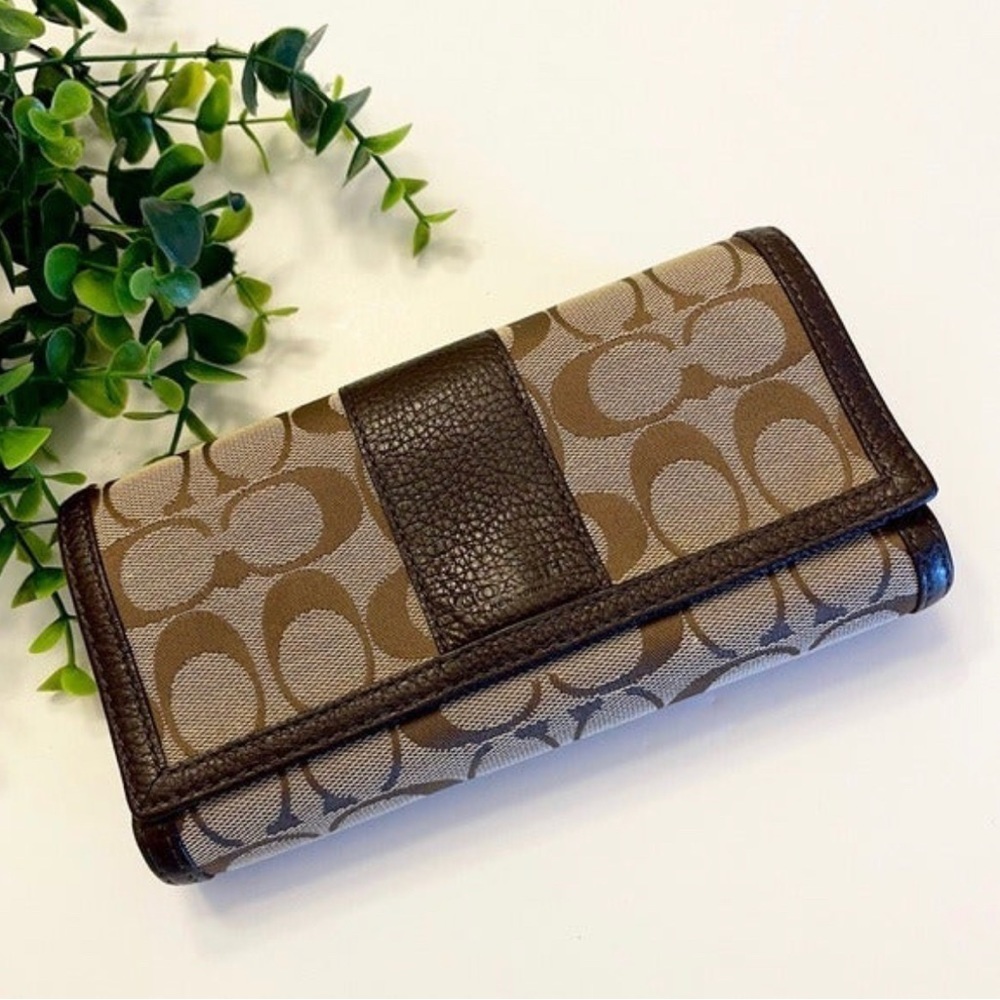 Coach Tri-fold Wallet